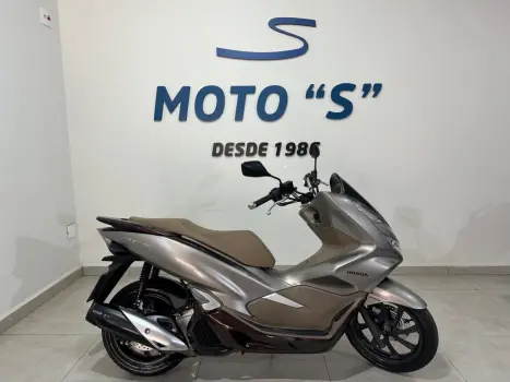 HONDA PCX 150 DLX, Foto 1