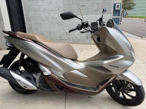 HONDA PCX 150 DLX, Foto 3