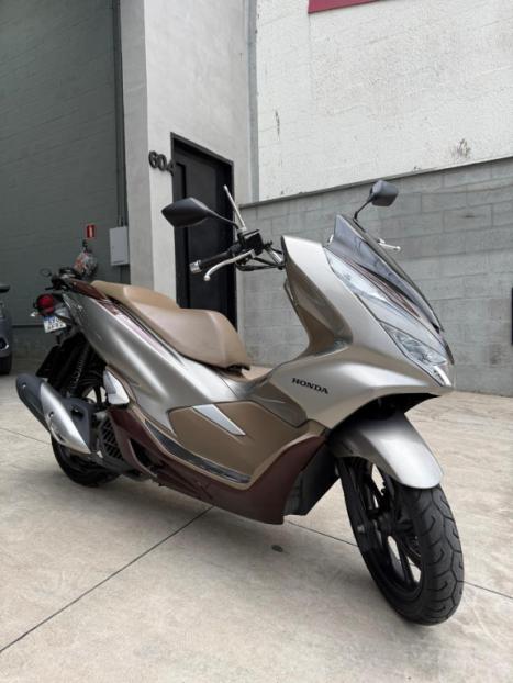 HONDA PCX 150 DLX, Foto 6