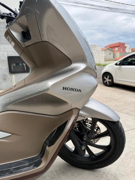 HONDA PCX 150 DLX, Foto 13