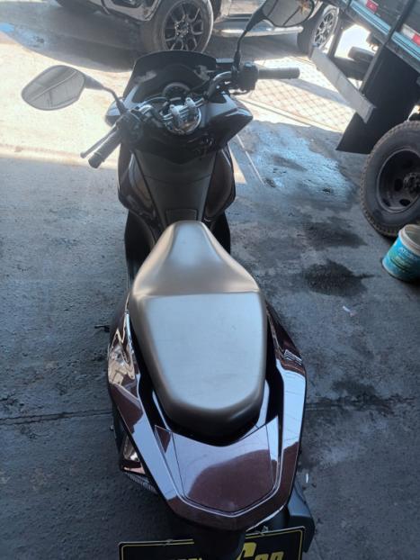 HONDA PCX 150 DLX, Foto 4