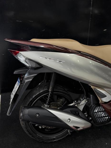 HONDA PCX 150 DLX, Foto 2