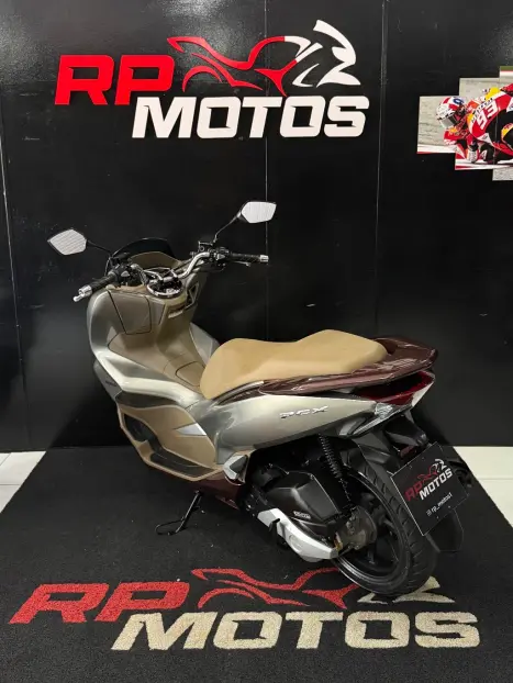 HONDA PCX 150 DLX, Foto 10