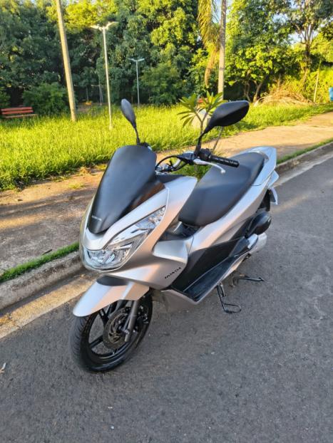 HONDA PCX 150 DLX, Foto 5