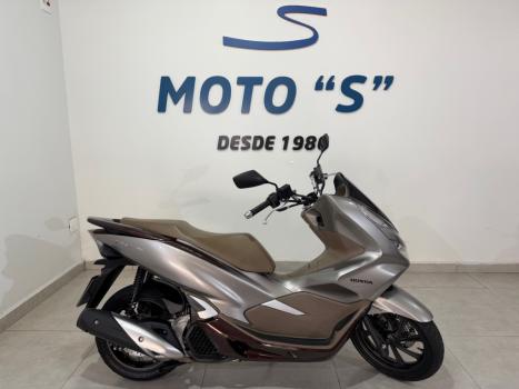 HONDA PCX 150 DLX, Foto 1