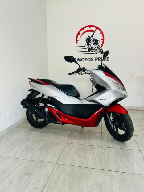 HONDA PCX 150 DLX, Foto 1
