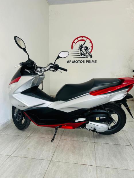 HONDA PCX 150 DLX, Foto 3
