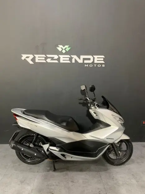 HONDA PCX 150 DLX, Foto 1