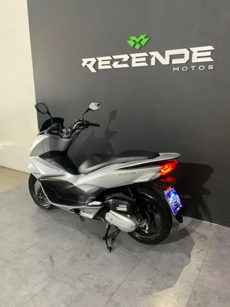 HONDA PCX 150 DLX, Foto 7