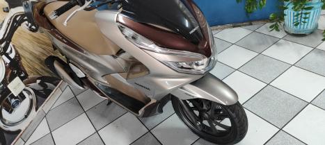 HONDA PCX 150 DLX, Foto 6