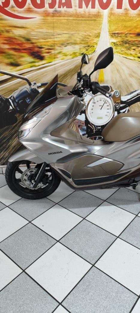 HONDA PCX 150 DLX, Foto 13