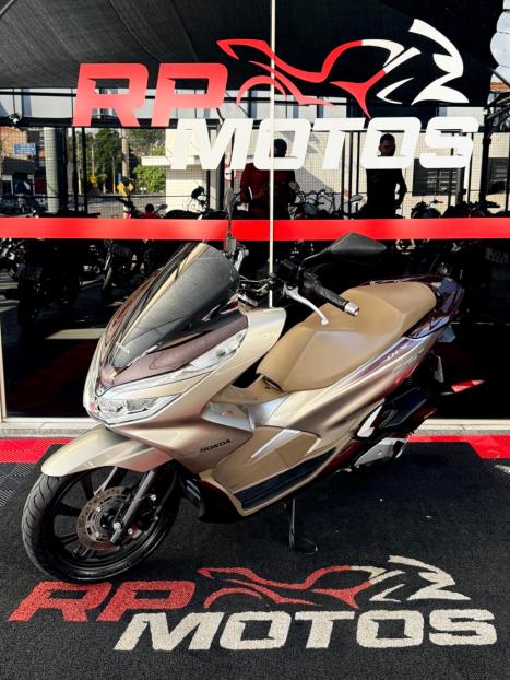 HONDA PCX 150 DLX, Foto 8