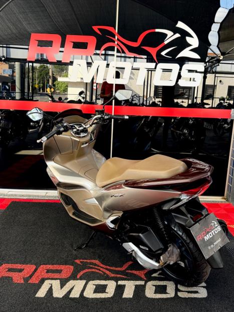 HONDA PCX 150 DLX, Foto 9