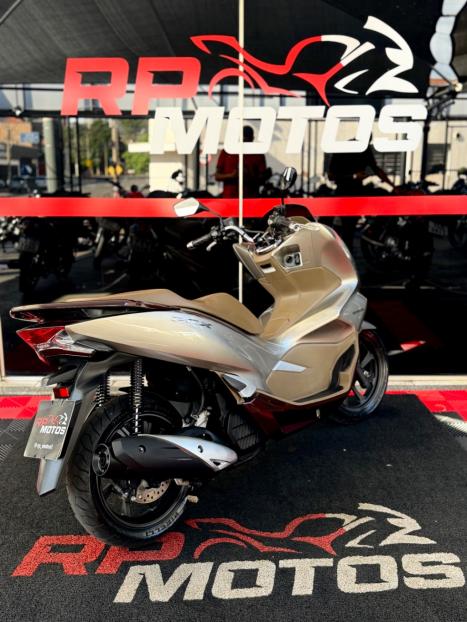 HONDA PCX 150 DLX, Foto 10