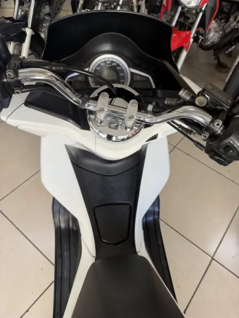 HONDA PCX 150 DLX, Foto 7