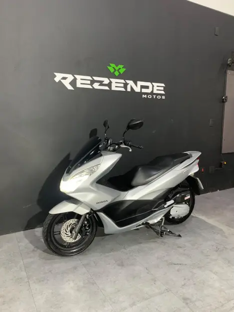HONDA PCX 150 DLX, Foto 8