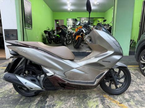 HONDA PCX 150 DLX, Foto 2