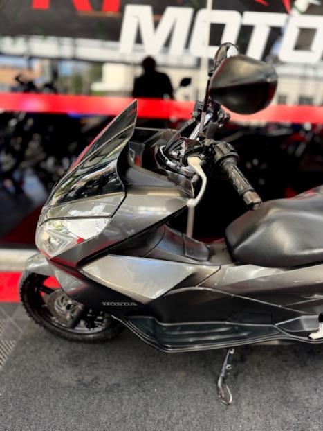 HONDA PCX 150 DLX, Foto 5