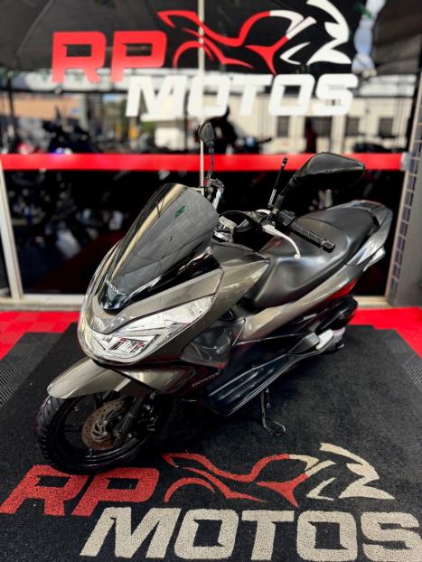 HONDA PCX 150 DLX, Foto 8