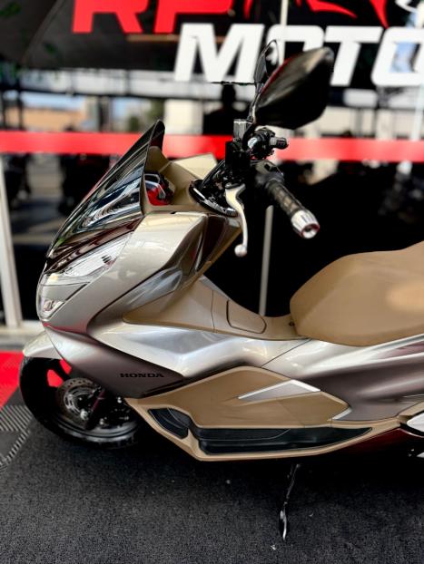 HONDA PCX 150 DLX, Foto 5