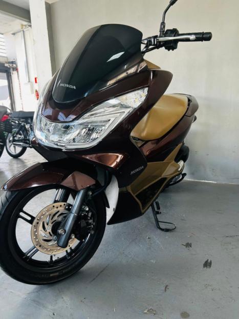 HONDA PCX 150 DLX, Foto 3
