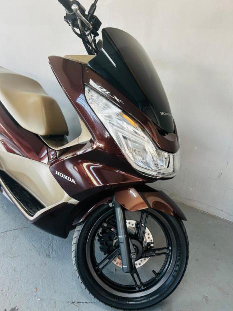 HONDA PCX 150 DLX, Foto 4