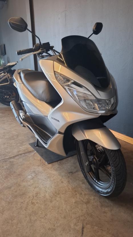 HONDA PCX 150 DLX, Foto 5