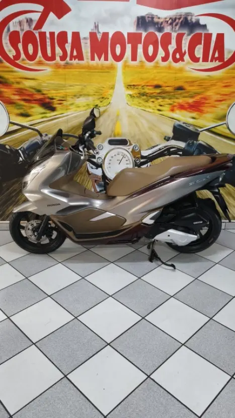 HONDA PCX 150 DLX, Foto 1