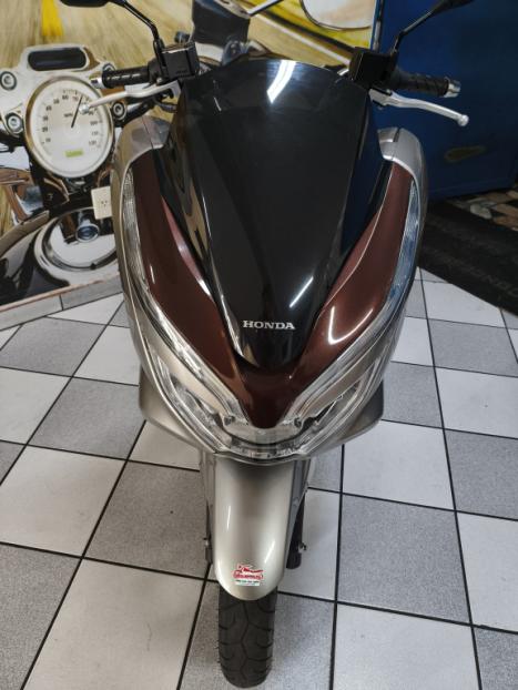 HONDA PCX 150 DLX, Foto 4