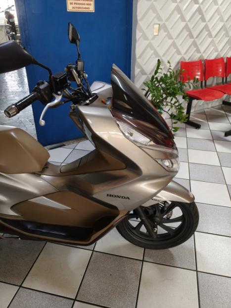 HONDA PCX 150 DLX, Foto 10
