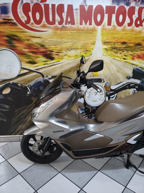 HONDA PCX 150 DLX, Foto 11