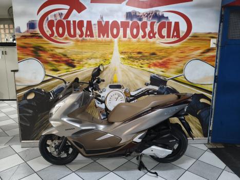 HONDA PCX 150 DLX, Foto 13