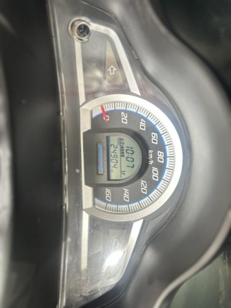 HONDA PCX 150 DLX, Foto 4