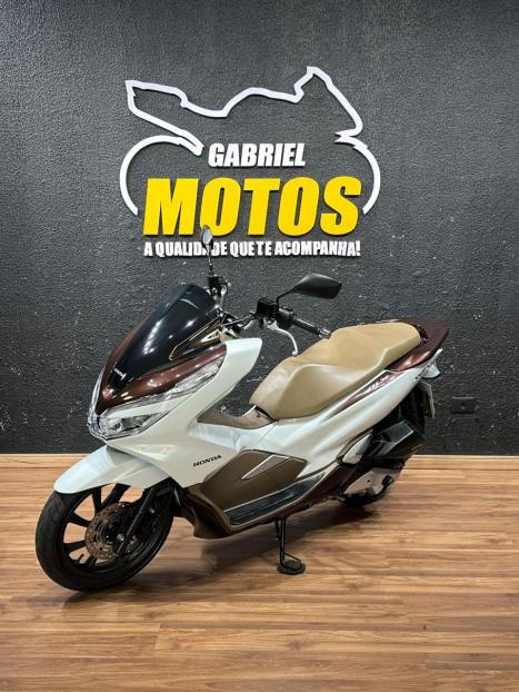 HONDA PCX 150 DLX, Foto 4