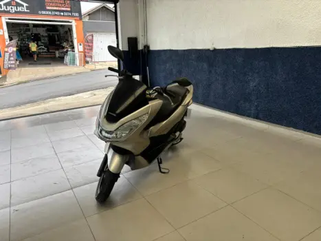 HONDA PCX 150 SPORT, Foto 2