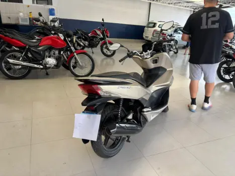 HONDA PCX 150 SPORT, Foto 3