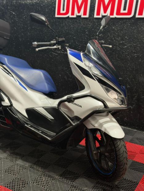 HONDA PCX 150 SPORT, Foto 2