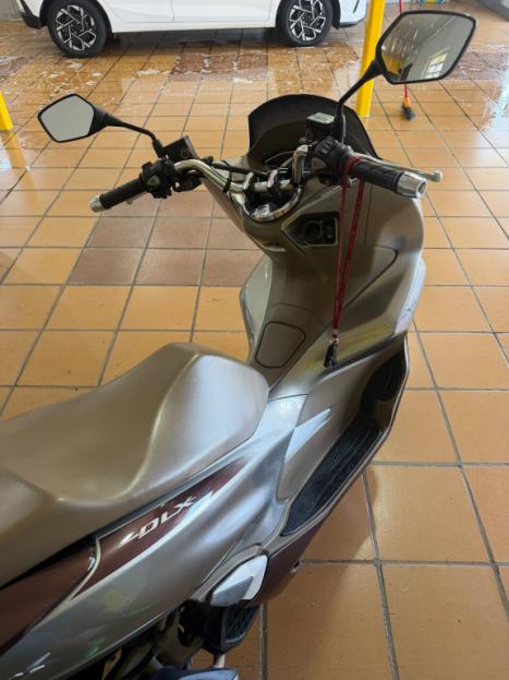 HONDA PCX 160 DLX ABS, Foto 6