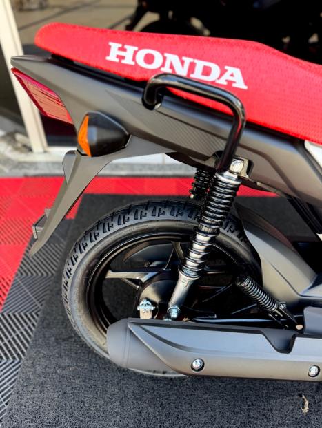 HONDA POP 110 I ES, Foto 2