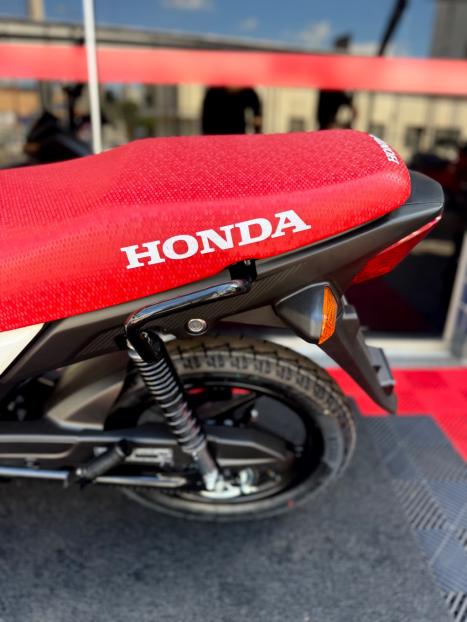 HONDA POP 110 I ES, Foto 6