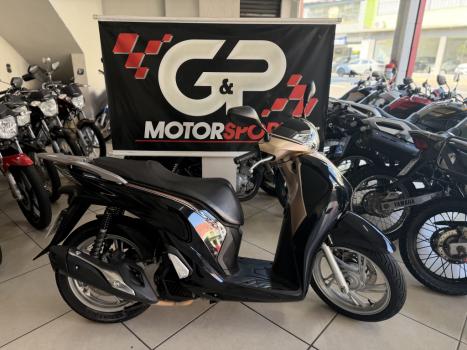 HONDA SH 150 I DLX, Foto 1