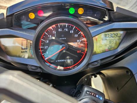 HONDA VFR 1200 F, Foto 2