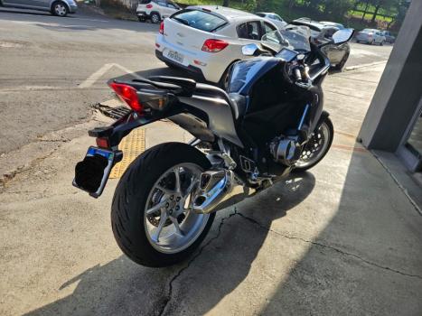 HONDA VFR 1200 F, Foto 5