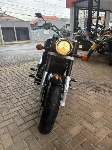 HONDA VTX 1800 CUSTOM, Foto 3