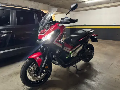 HONDA X-ADV 750 , Foto 1