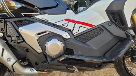 HONDA X-ADV 750 , Foto 4