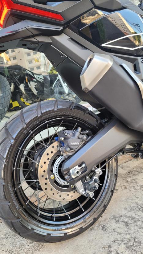 HONDA X-ADV 750 , Foto 14
