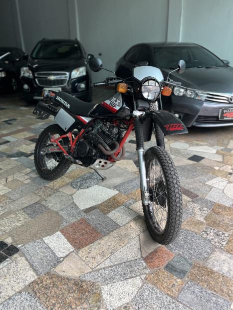 HONDA XLX 250R , Foto 3