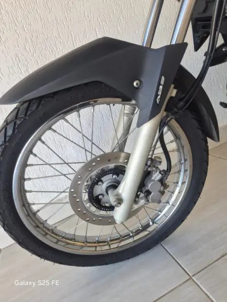 HONDA XRE 190 ABS, Foto 4