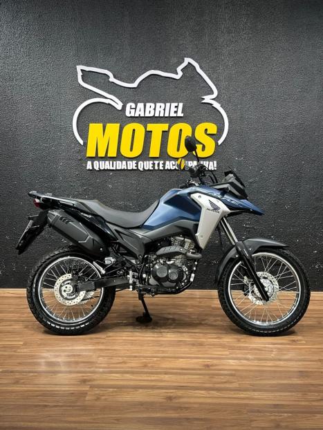 HONDA XRE 190 ABS, Foto 1